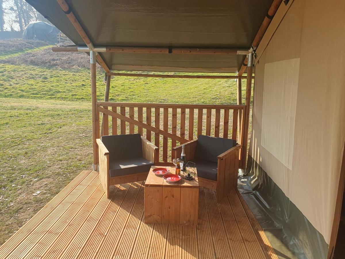 Luxury Safari Tents At Moulin Du Pommier Glamping & Camping Saulgond Exteriör bild