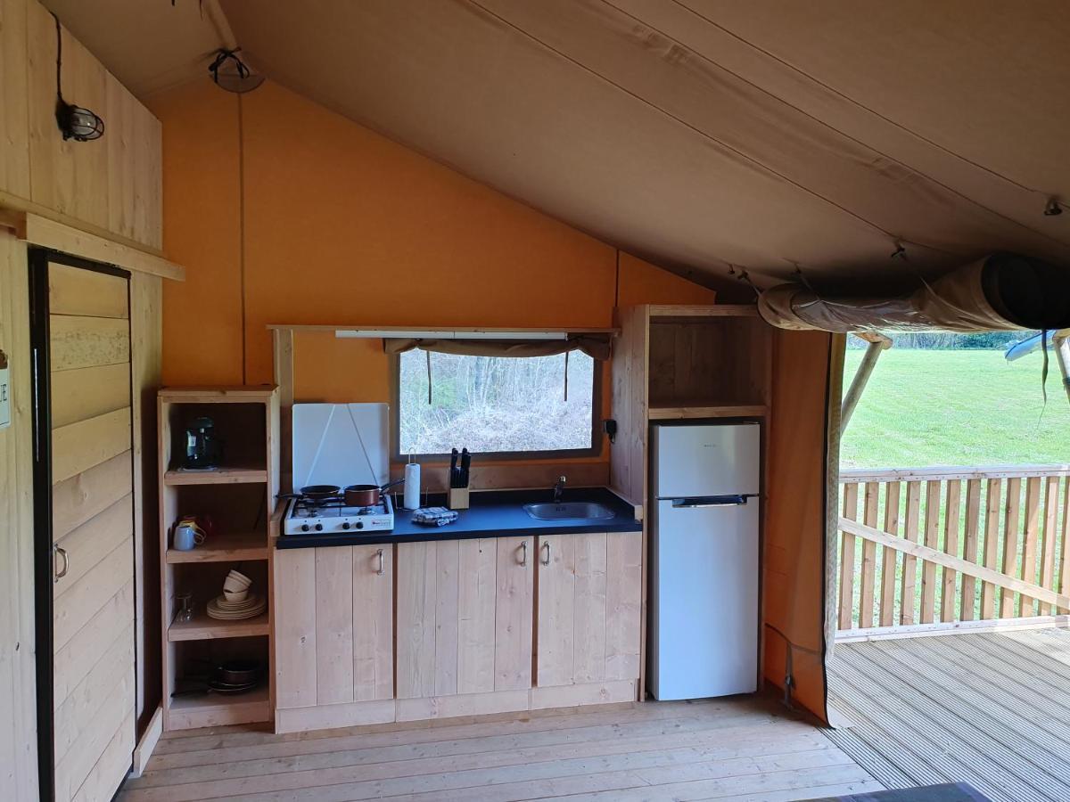 Luxury Safari Tents At Moulin Du Pommier Glamping & Camping Saulgond Exteriör bild