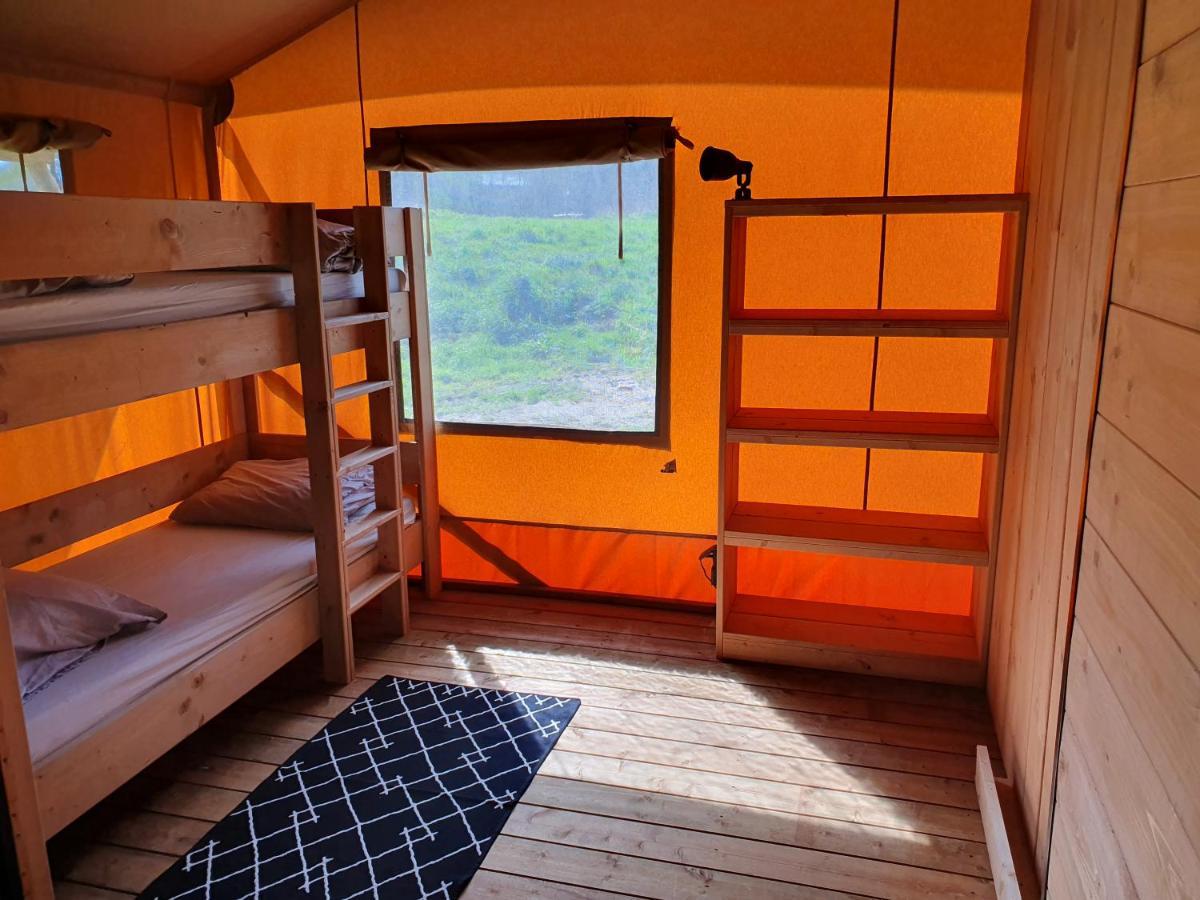 Luxury Safari Tents At Moulin Du Pommier Glamping & Camping Saulgond Exteriör bild