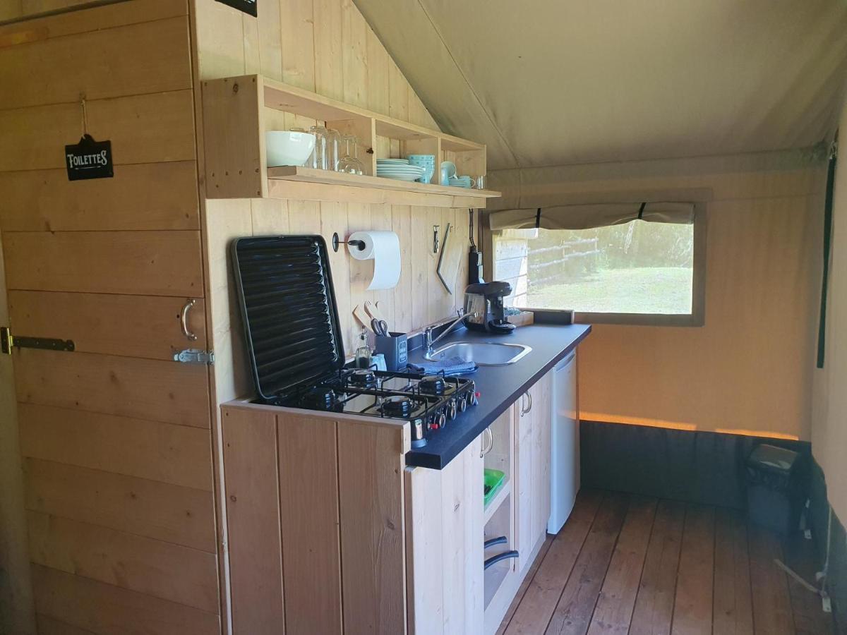 Luxury Safari Tents At Moulin Du Pommier Glamping & Camping Saulgond Exteriör bild