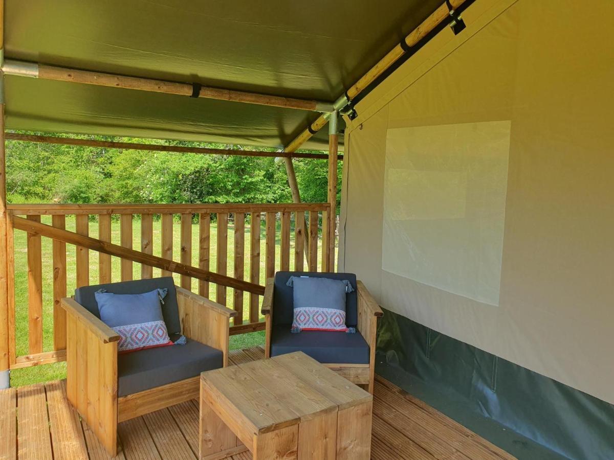 Luxury Safari Tents At Moulin Du Pommier Glamping & Camping Saulgond Exteriör bild