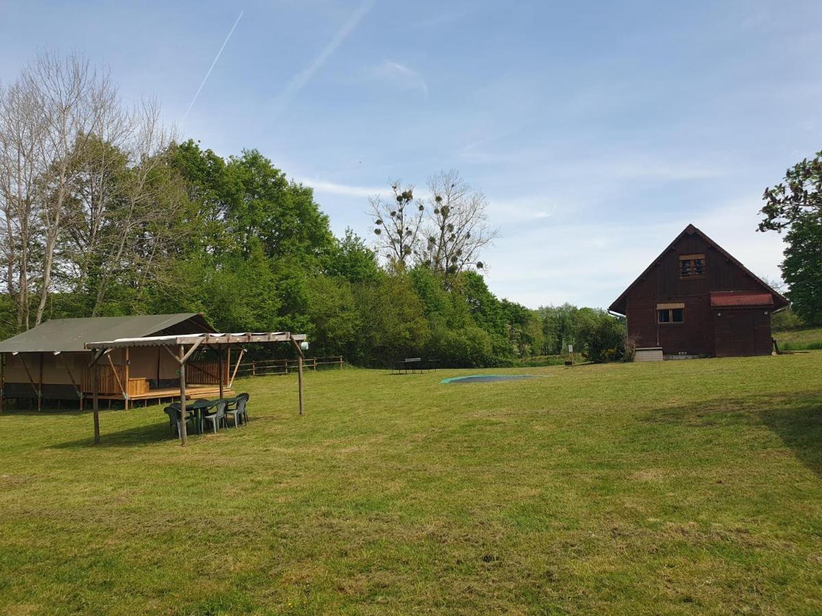 Luxury Safari Tents At Moulin Du Pommier Glamping & Camping Saulgond Exteriör bild
