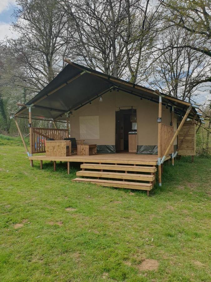 Luxury Safari Tents At Moulin Du Pommier Glamping & Camping Saulgond Exteriör bild