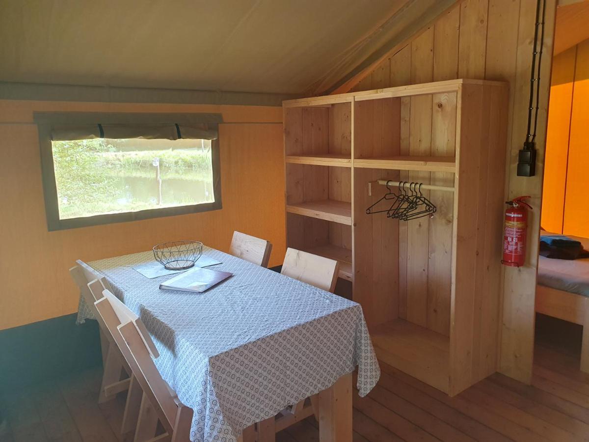 Luxury Safari Tents At Moulin Du Pommier Glamping & Camping Saulgond Exteriör bild