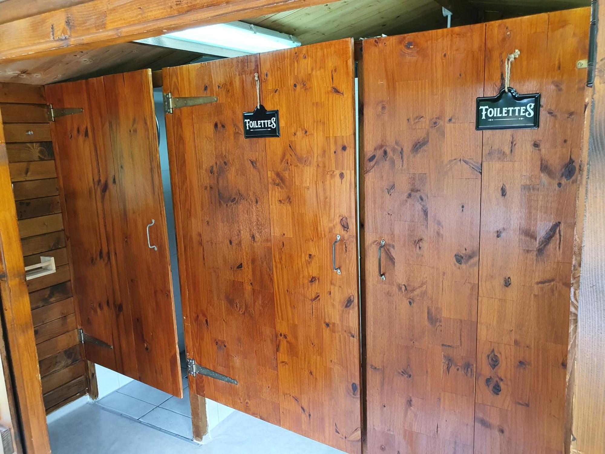 Luxury Safari Tents At Moulin Du Pommier Glamping & Camping Saulgond Exteriör bild